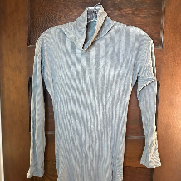 Women's XS Saturday Sunday Sage Green Ribbed Turtleneck Long Sleeve Dress - Picture 2 of 8